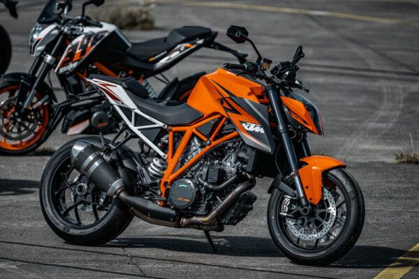 KTM DUKE 1