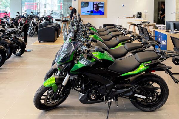 Bajaj Dominar 400 2