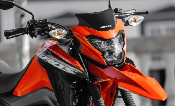 Honda Bros 2025 vermelha