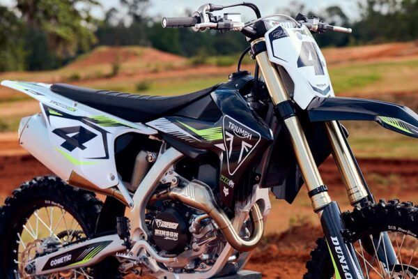 Triumph TF 450 RC 1