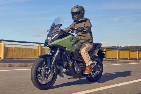 Honda NC 750X 2025