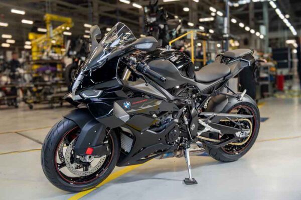 BMW S 1000 RR 2025 2