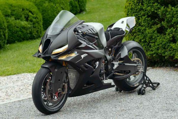 BMW Concept RR 2