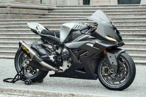 BMW Concept RR 3