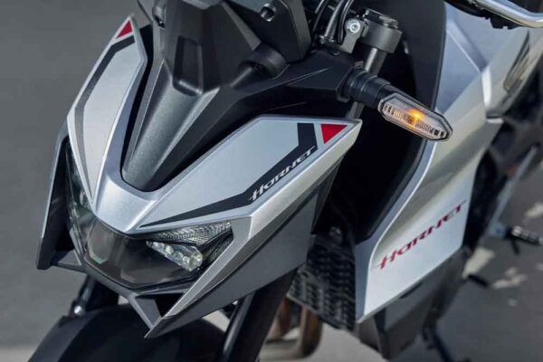 Honda Hornet 750 2025 1