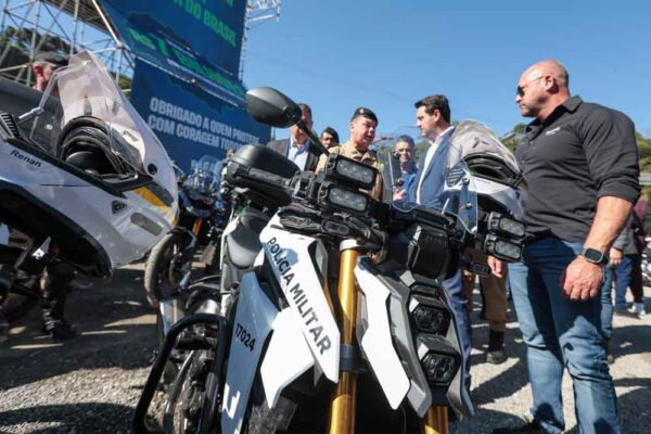 PM do Parana Suzuki GSX S1000 1