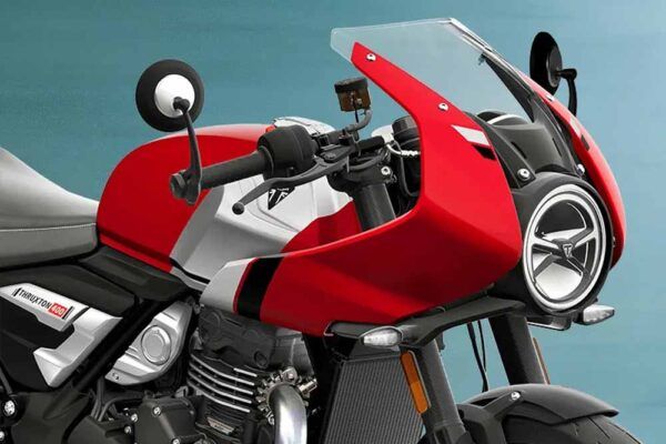 Triumph Thruxton 400 2