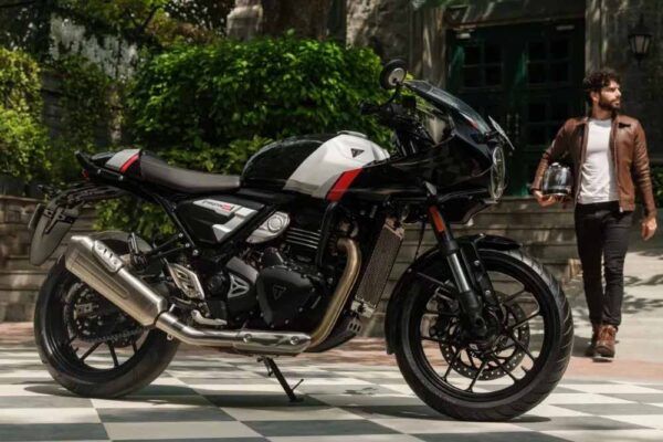 Triumph Thruxton 400