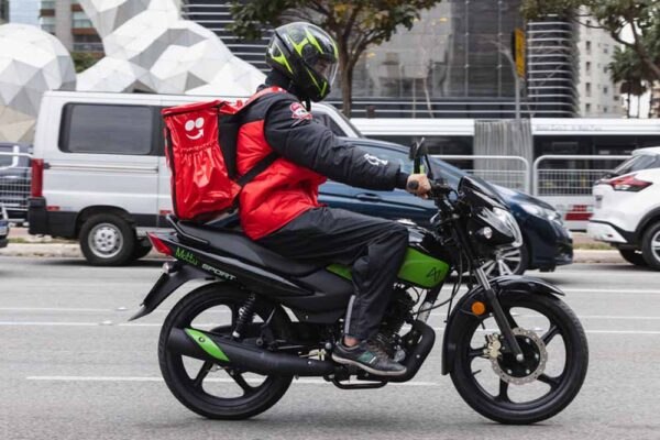 iFood e Mottu aluguel de moto para entregadores