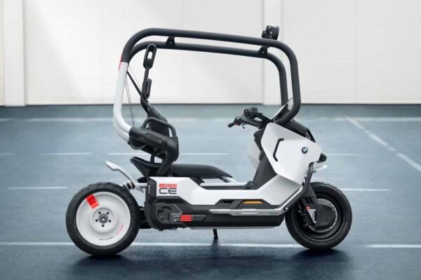 BMW Vision CE scooter eletrica que nao precisa de capacete 2