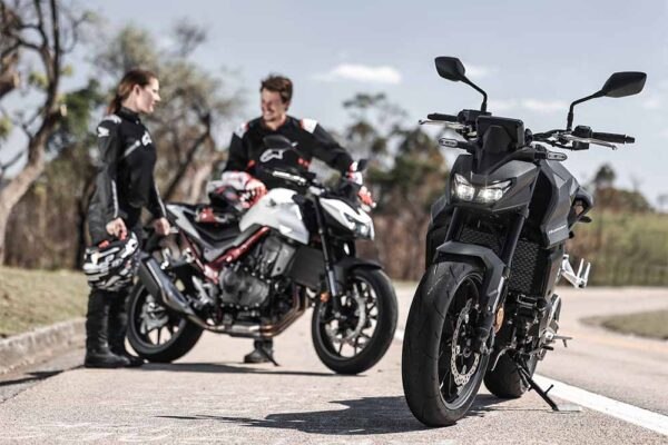 Honda CB750 Hornet 2026