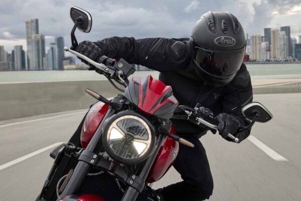 Triumph Trident 800 2026 5