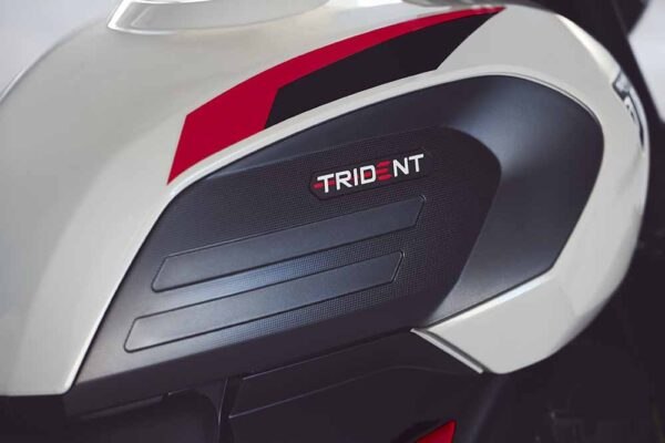 Triumph Trident 800 2026 tanque