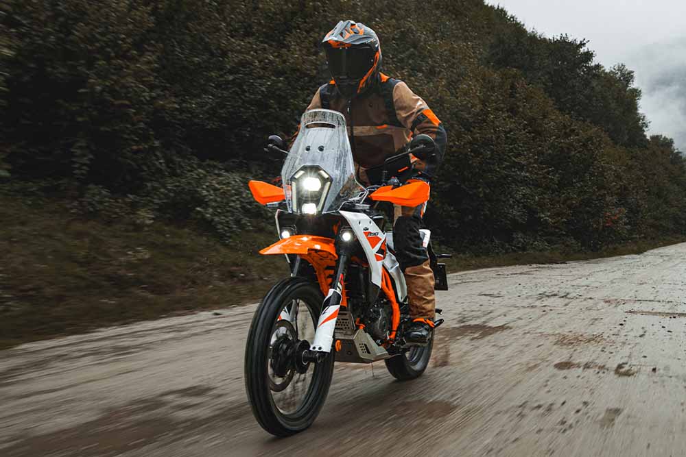 Bajaj assume KTM e Husqvarna no Brasil, Saiba 6 coisas que mudam no país