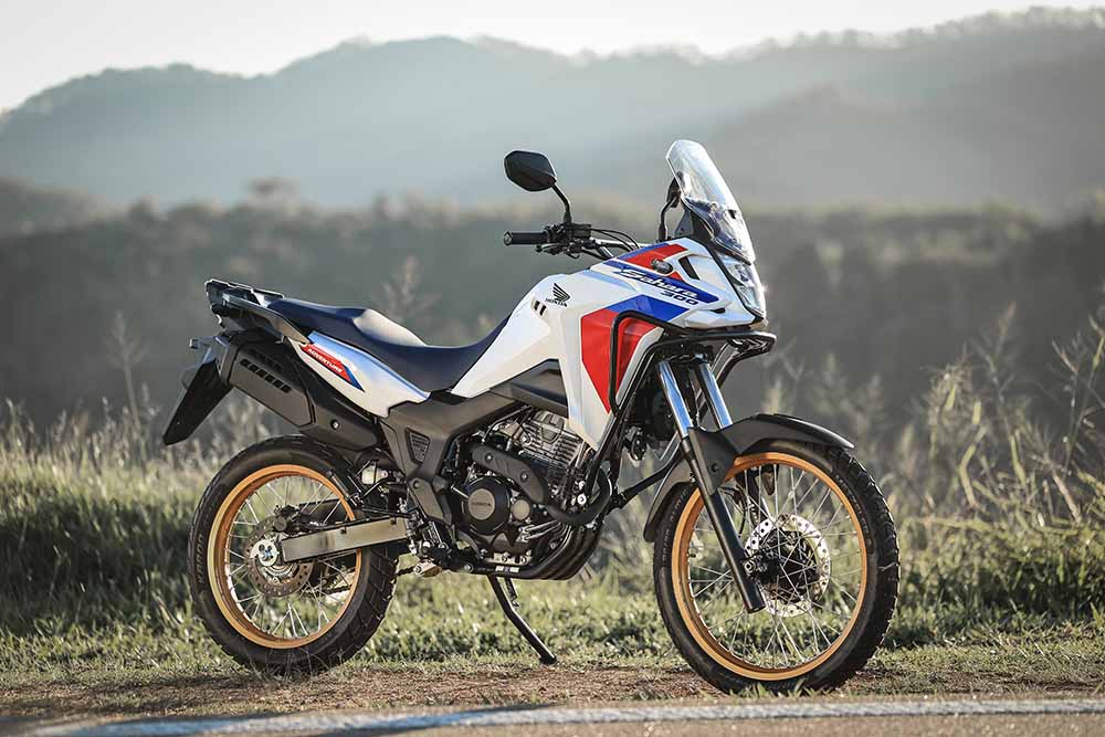 Honda Sahara 300 Adventure 2027, Veja fotos e preço da trail topo da linha