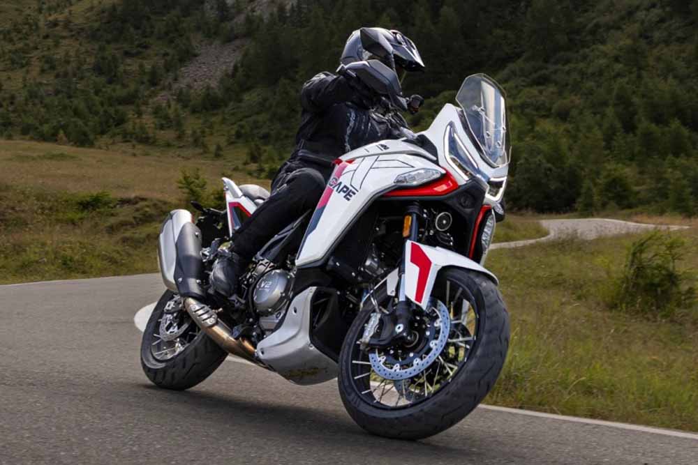 Novas Moto Morini Alltrhike 450 e X-Cape 1200 no Brasil