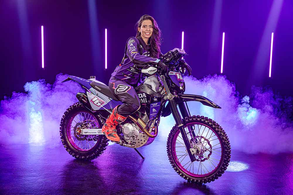 Honda CRF Kuromi, Veja fotos da moto do Rally Sertões customizada no Brasil